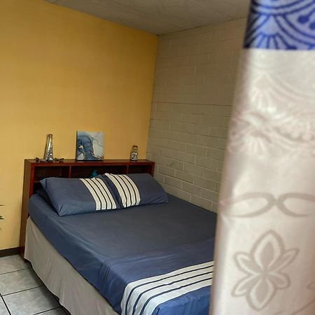Pool House Hostel Santa Ana Exterior foto